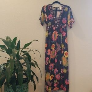 Maxi floral print dress
